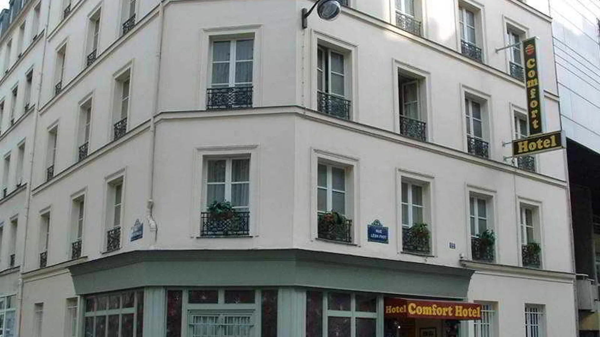 Hotel De Charonne 3*
