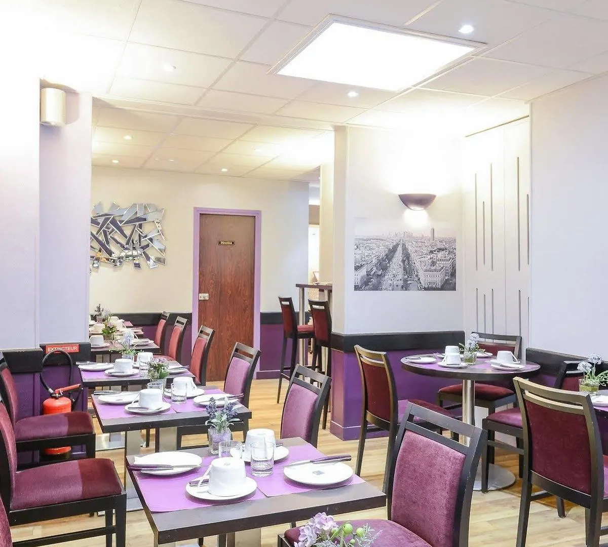Hotel De Charonne 3*