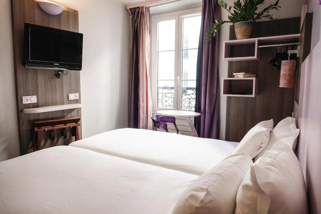 De Charonne Hotell 3*