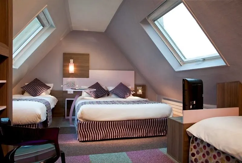 Hotel Comfort Nation Père Lachaise Paris